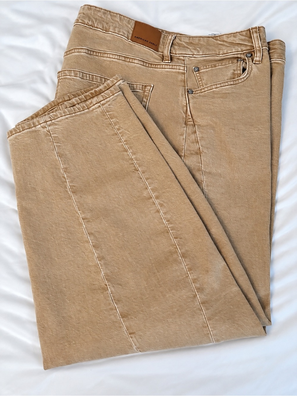American Eagle Outfitters Women's Tan High-Rise Barrel Leg Jeans